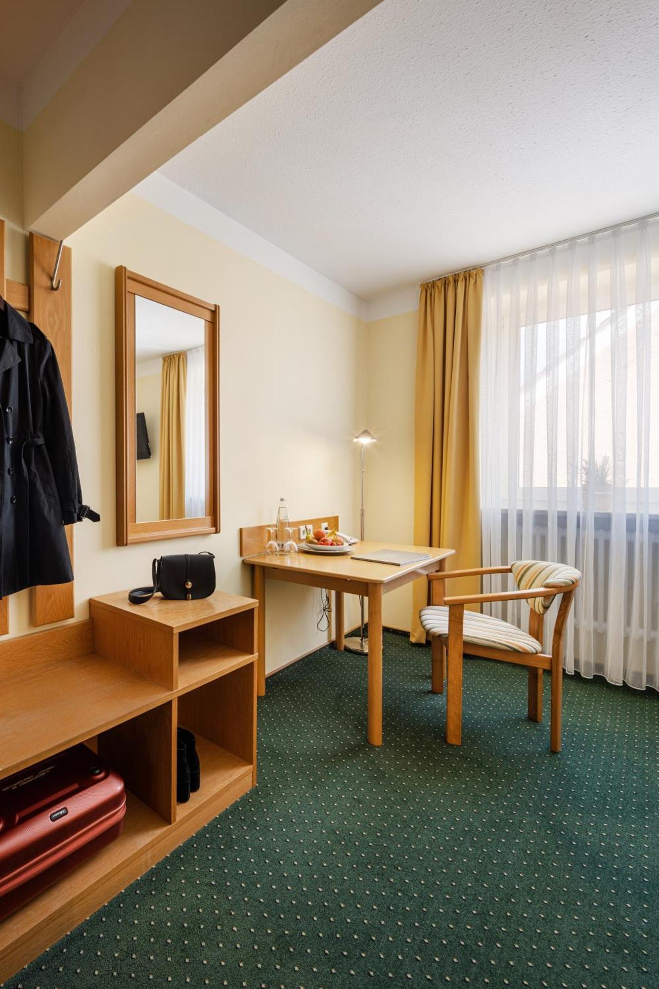 Hotel Zur Post Bad Abbach Room photo